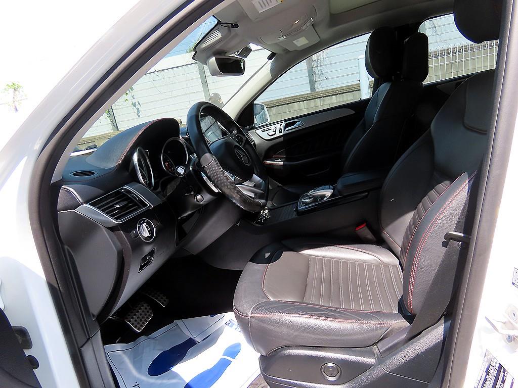 Mercedes Benz GLE Class - Vista 5