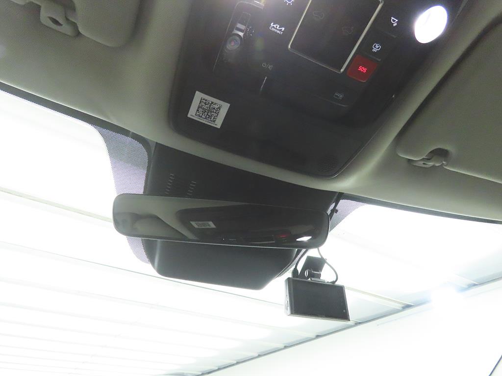 KIA Carnival - Vista 11