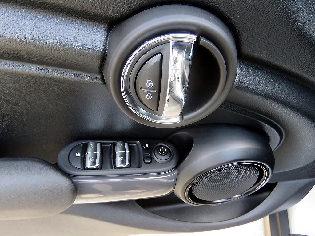 Mini Cooper - Vista 9
