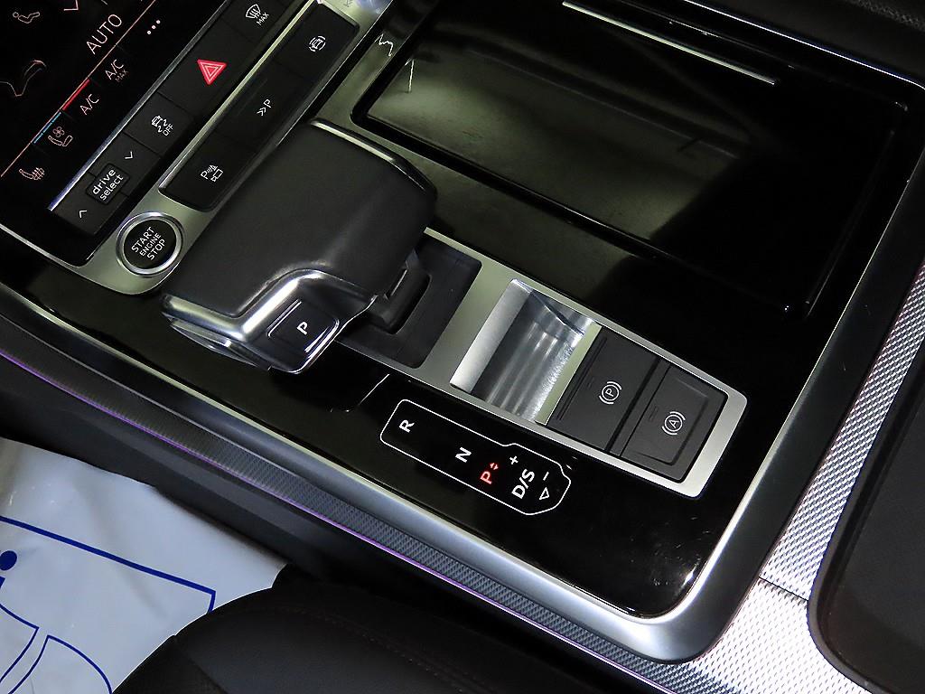 Audi Q7 - Vista 12
