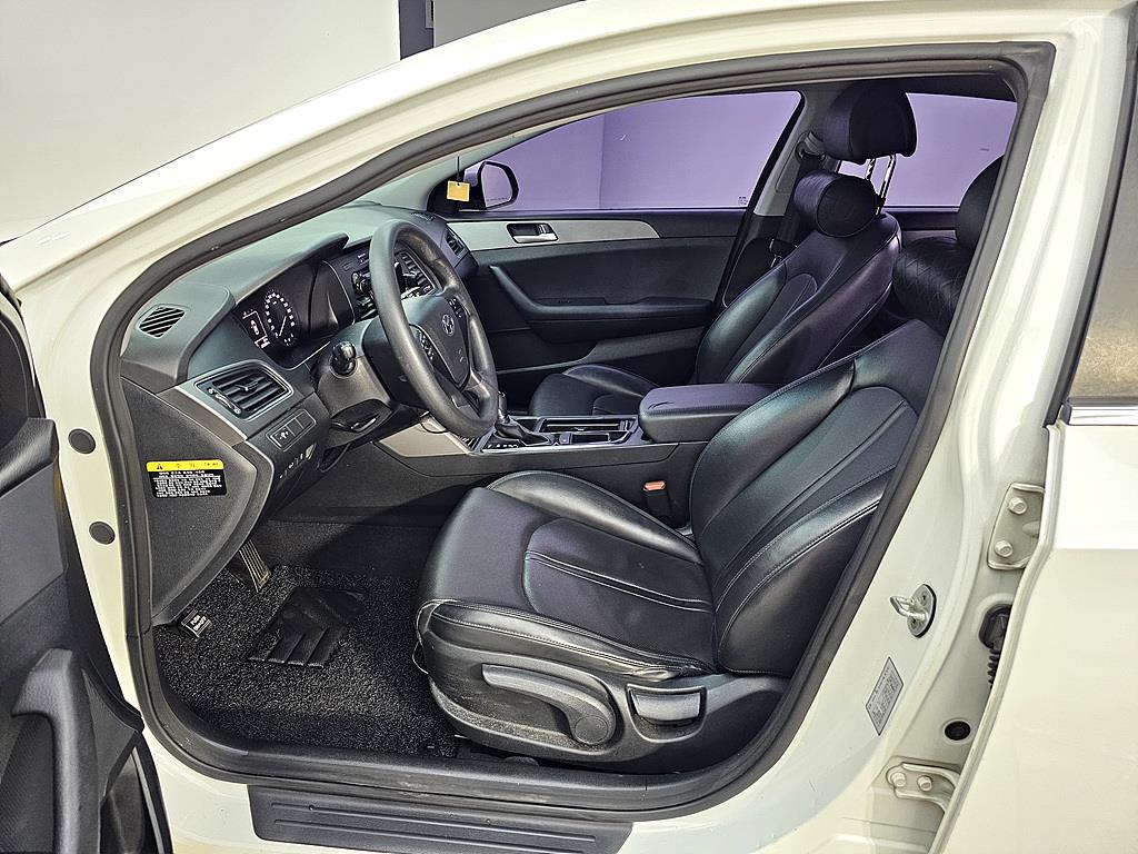 HYUNDAI Sonata - Vista 8