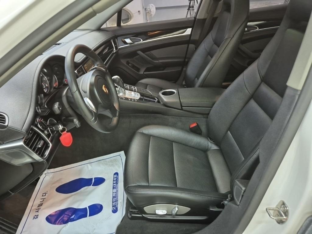 Porsche Panamera - Vista 11