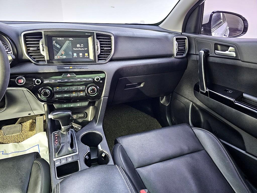 KIA Sportage - Vista 10