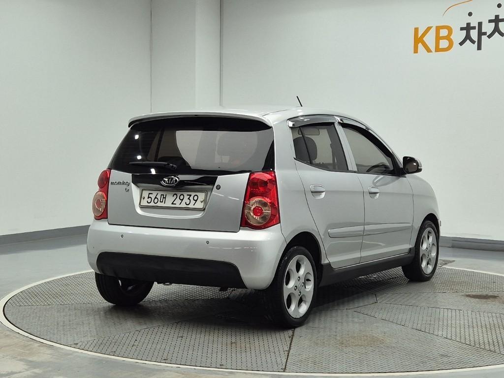 KIA Morning - Vista 3