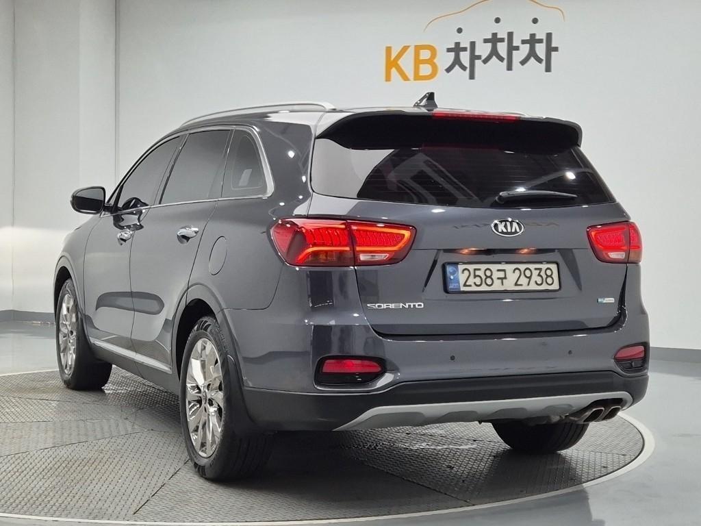 KIA Sorento - Vista 2