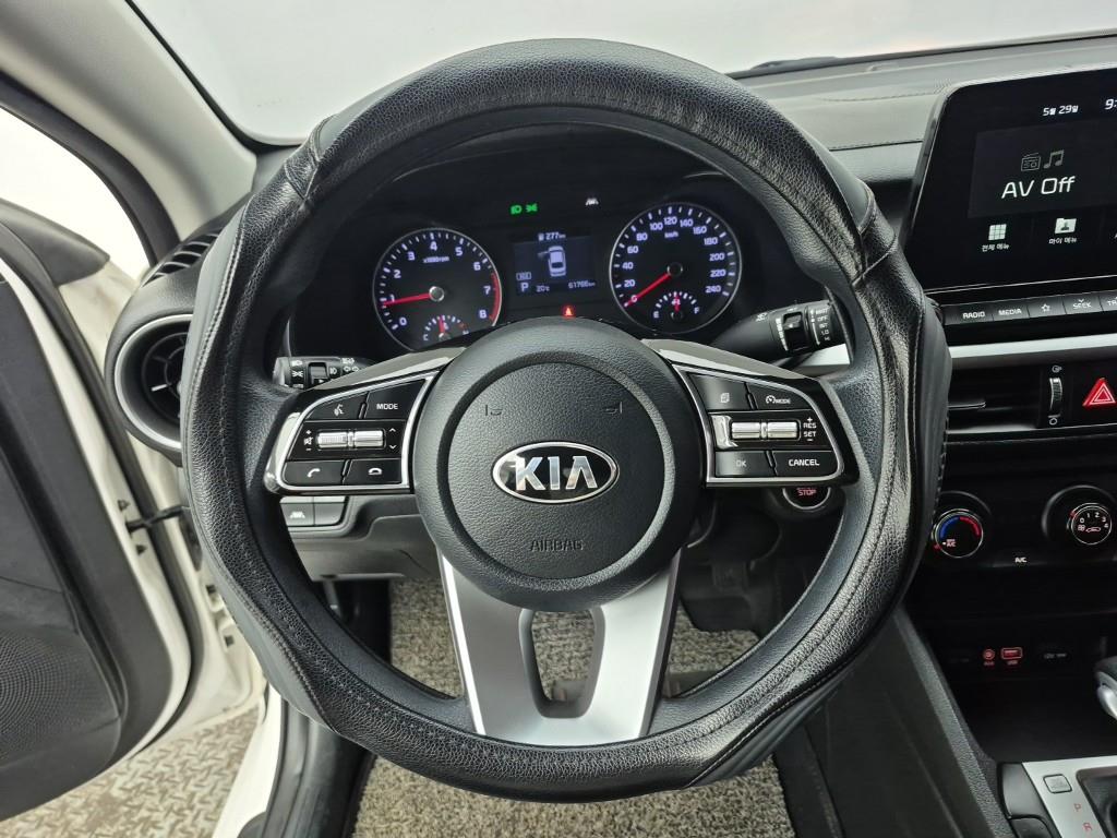 KIA K3 - Vista 9