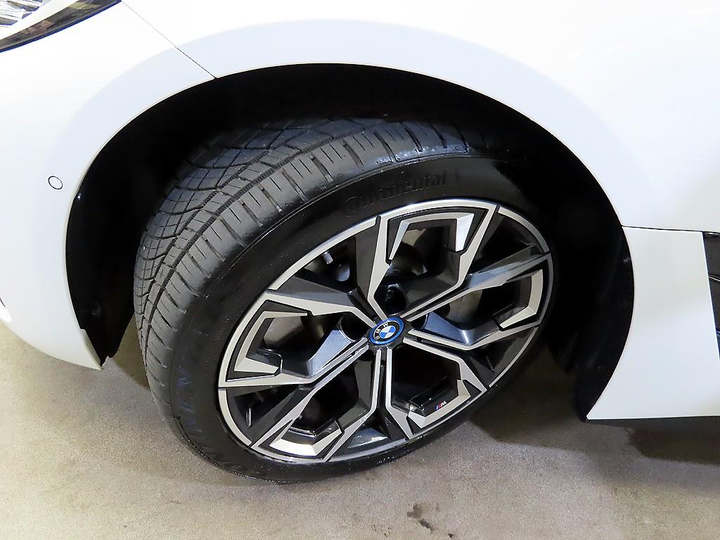 BMW i4 2022 Blanco - Importación desde Corea - HF Imports Iquique - Foto 20