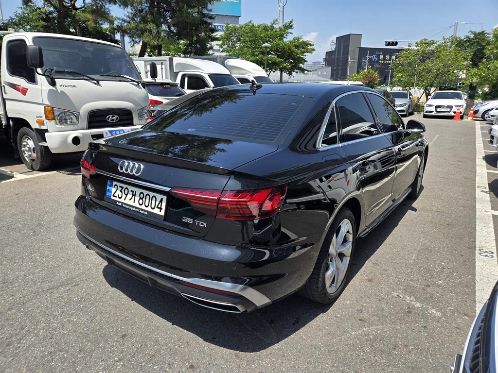 Audi A4 - Vista 4