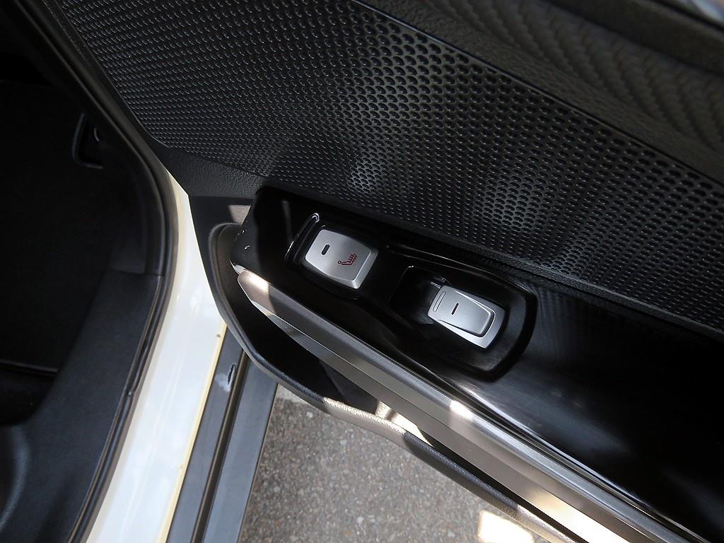 Ssangyong Tivoli - Vista 10
