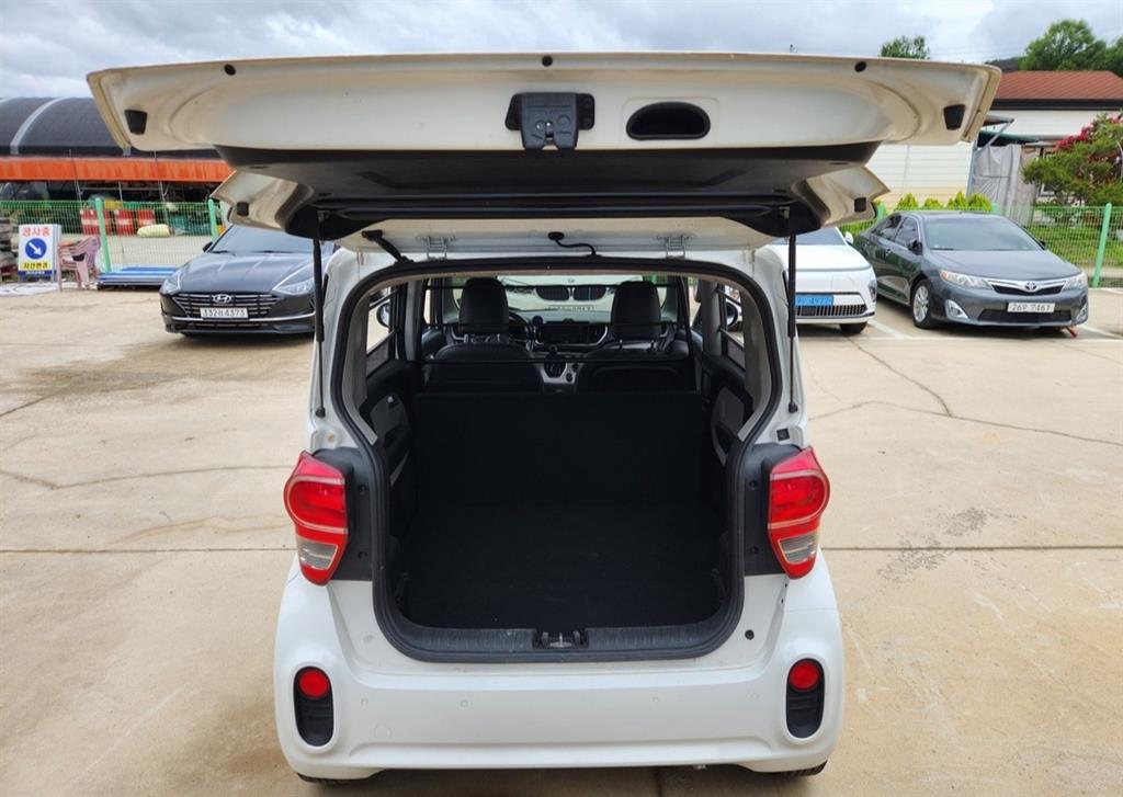 KIA Ray - Vista 4