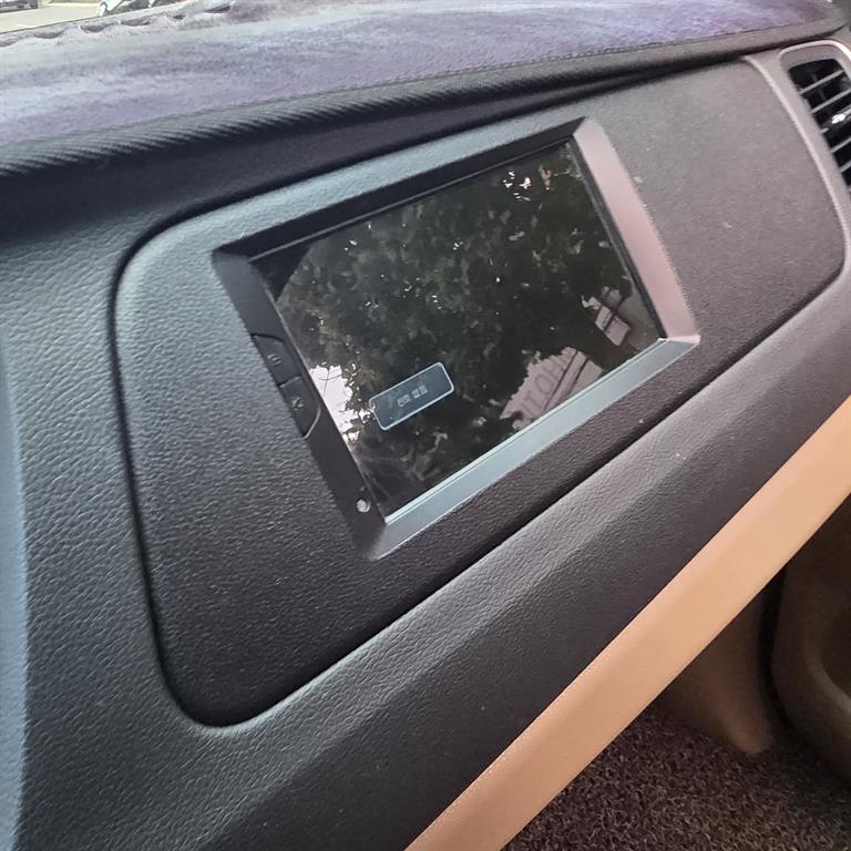 KIA Carnival - Vista 7