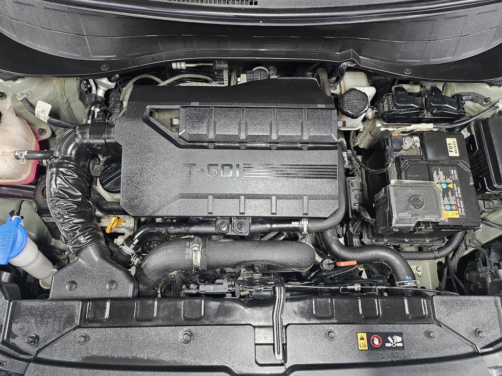 HYUNDAI Casper - Vista 5