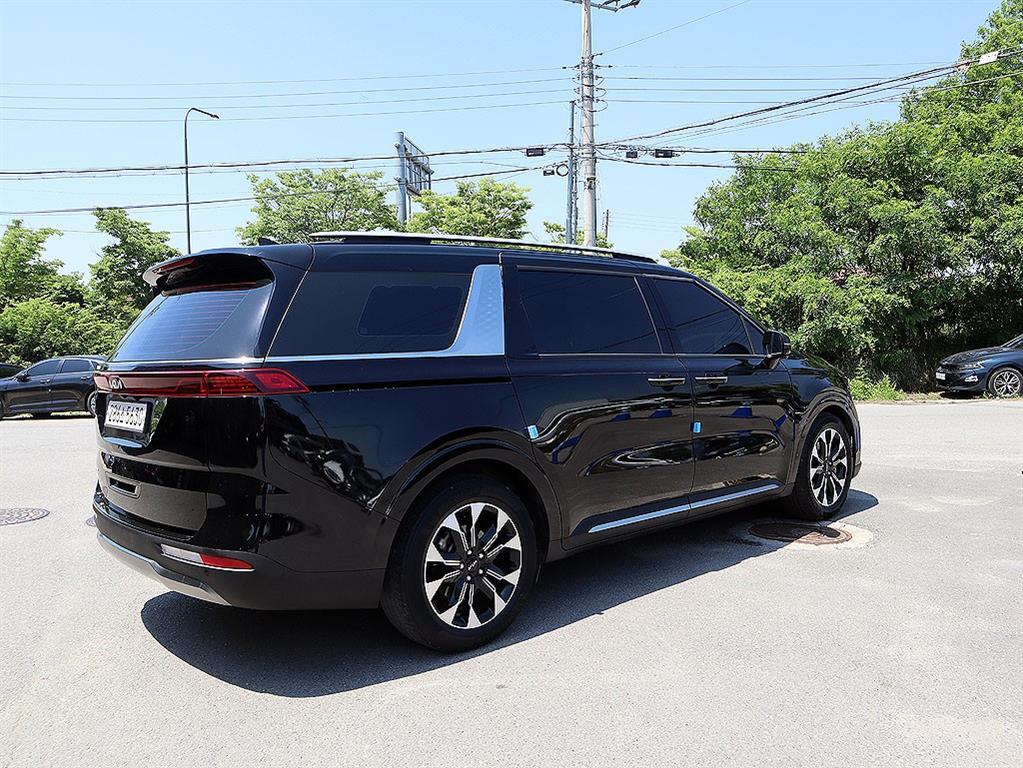 KIA Carnival - Vista 7