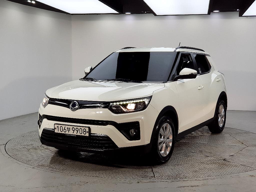 Ssangyong Tivoli 2021 Blanco - Importación desde Corea - HF Imports Iquique - Foto 1
