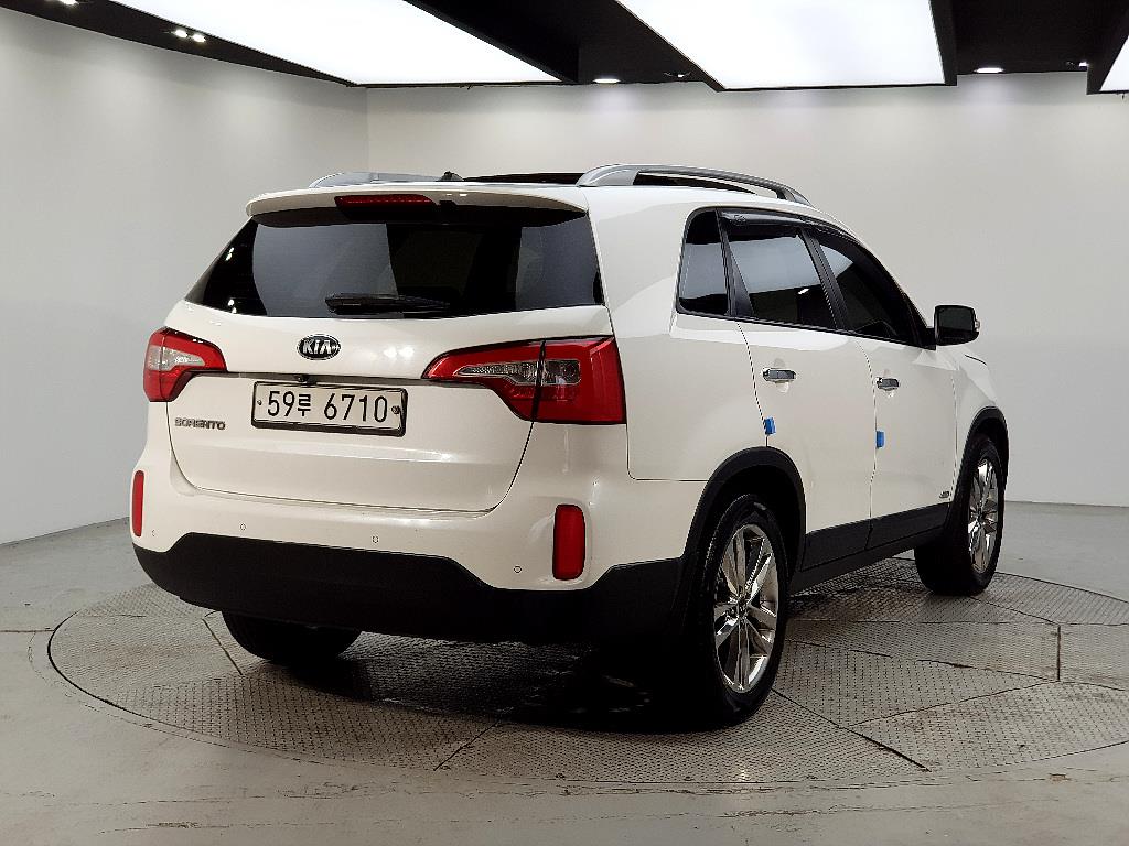KIA Sorento - Vista 4