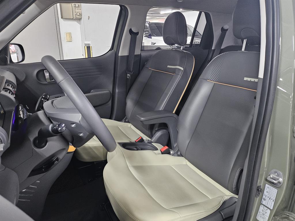HYUNDAI Casper - Vista 8