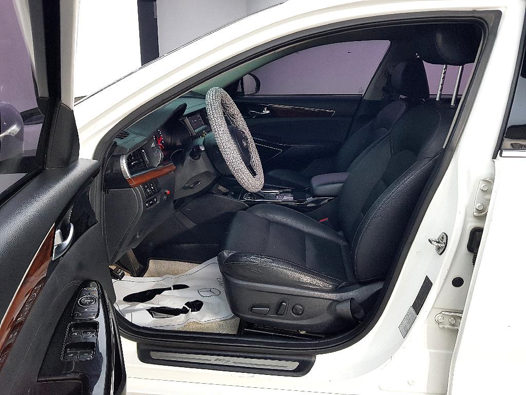 KIA K7 - Vista 8