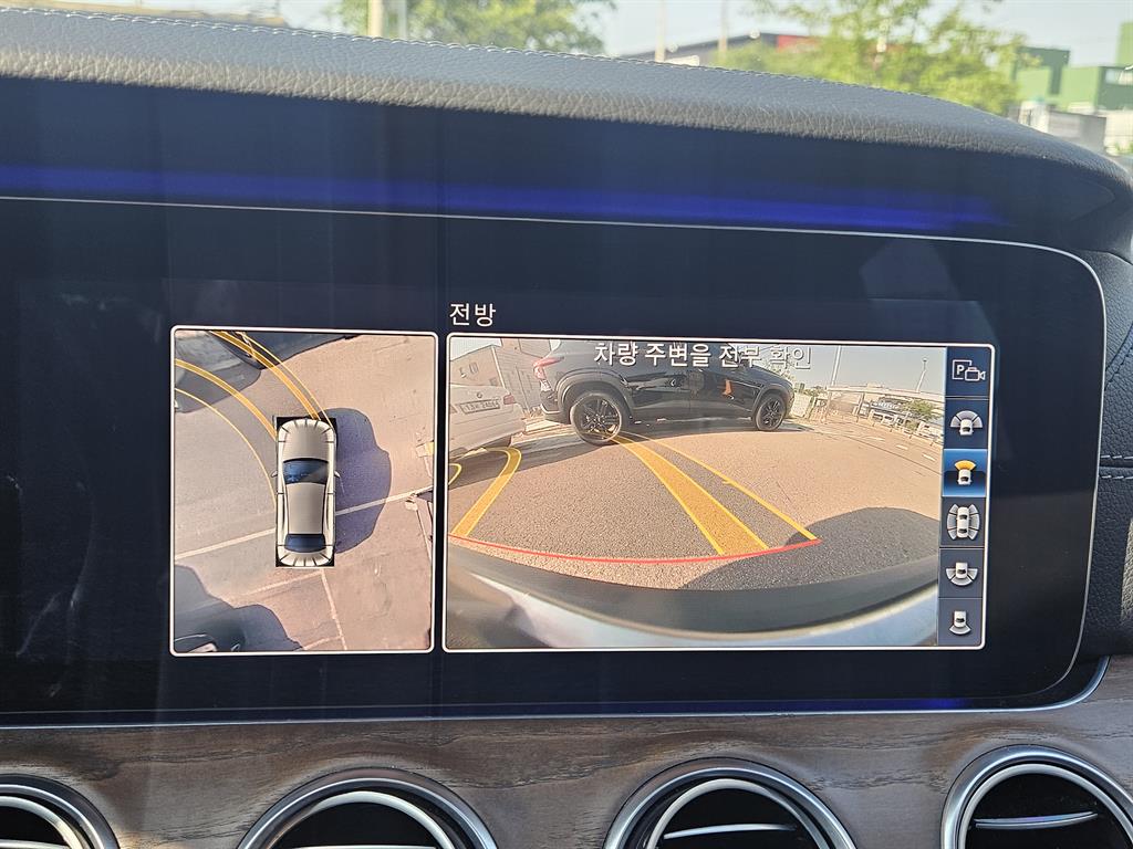 Mercedes Benz E class - Vista 9