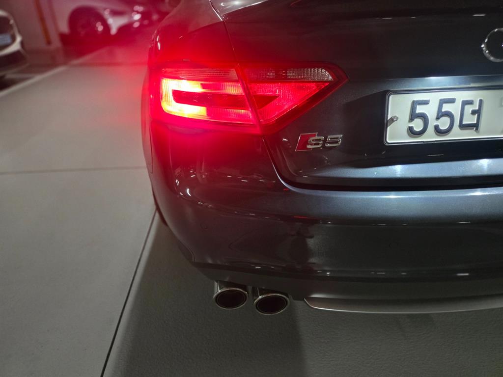 Audi S5 - Vista 4