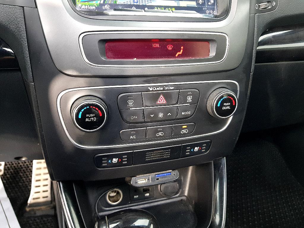KIA Sorento - Vista 11