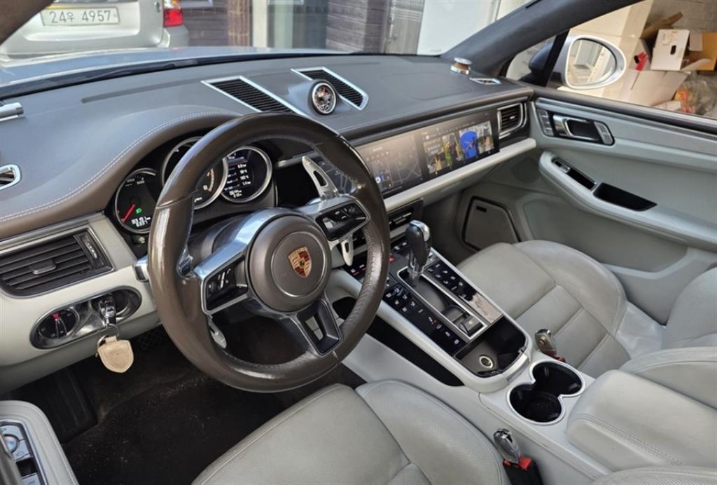 Porsche Macan - Vista 7