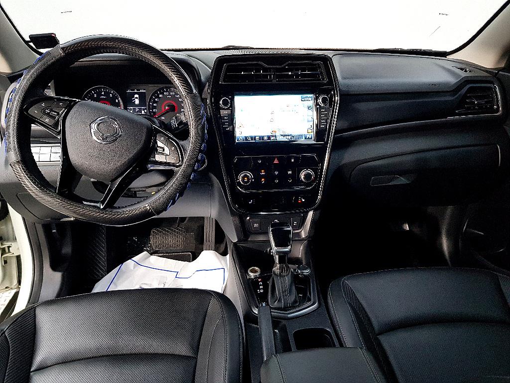 Ssangyong Tivoli - Vista 5