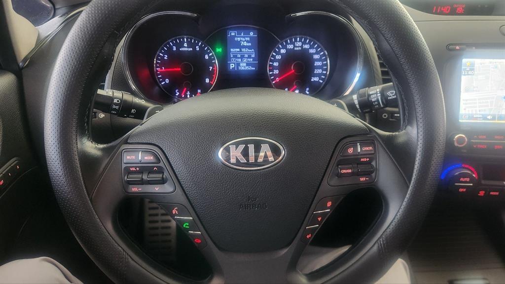 KIA K3 - Vista 7