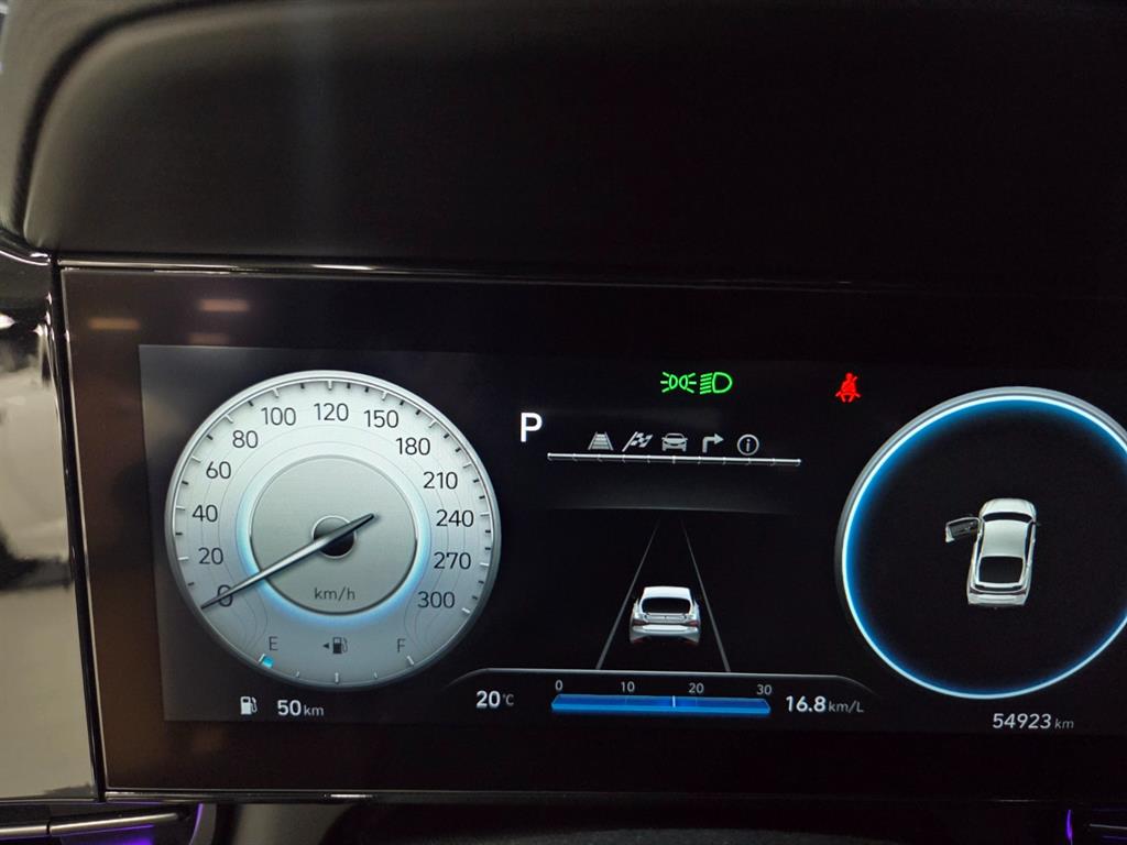 HYUNDAI Avante - Vista 8