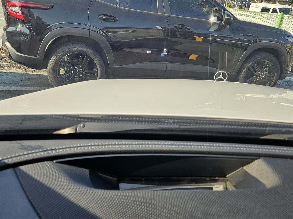 Mercedes Benz E class - Vista 11