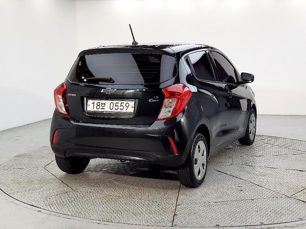 Chevrolet Spark - Vista 4
