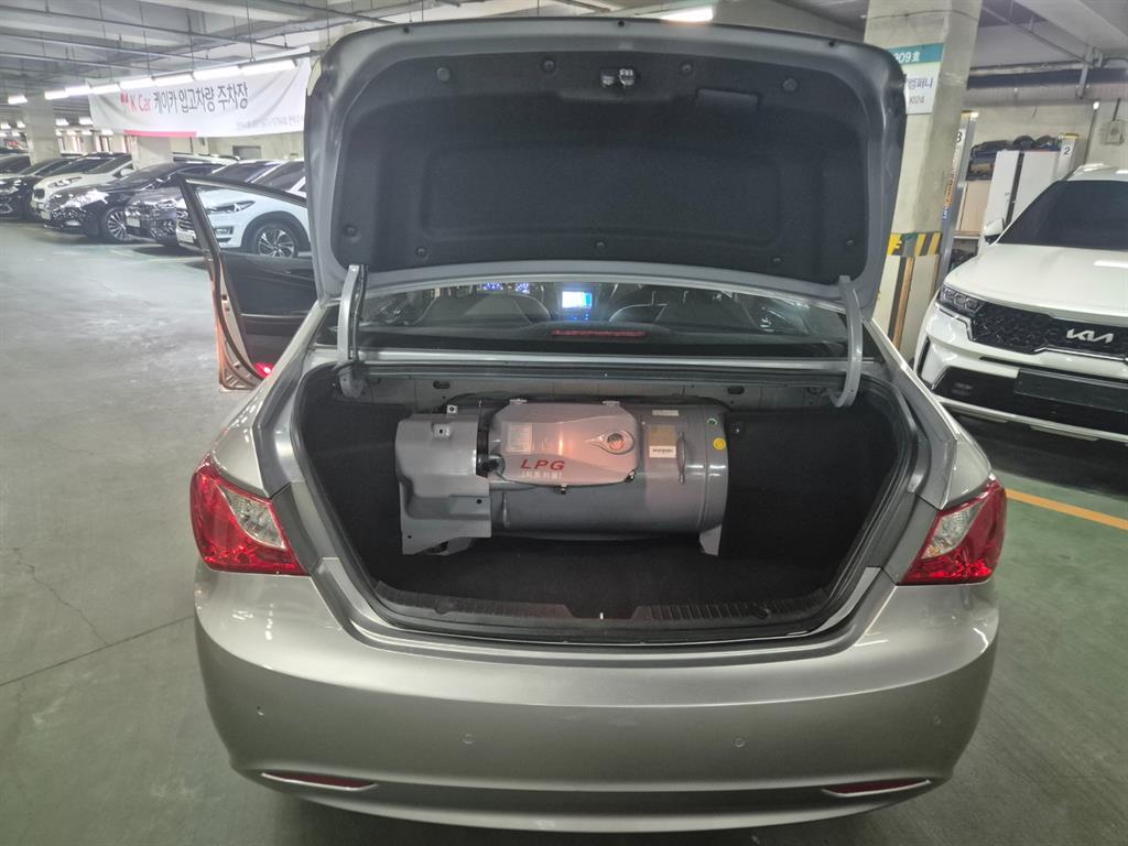 HYUNDAI Sonata 2011 Gris - Importación desde Corea - HF Imports Iquique - Foto 18