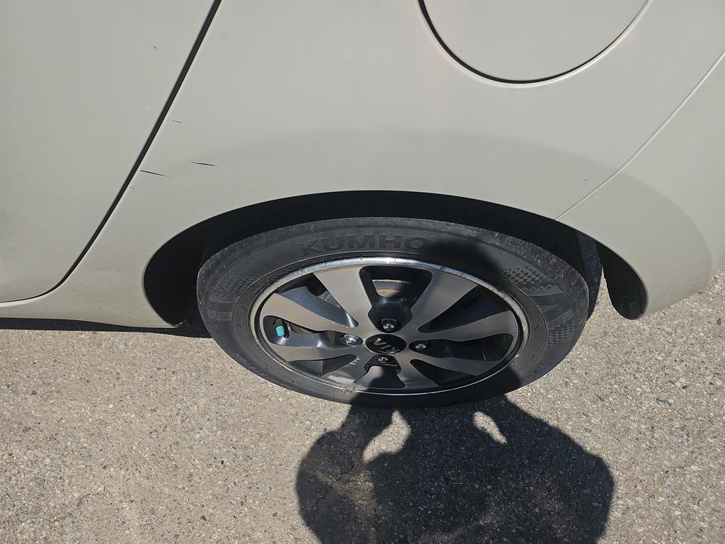 KIA Morning - Vista 4