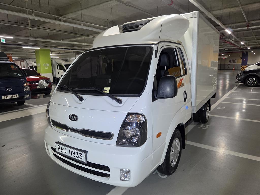 Small Truck Freezer Box(High Deck) 2019 Blanco - Importación desde Corea - HF Imports Iquique - Foto 1