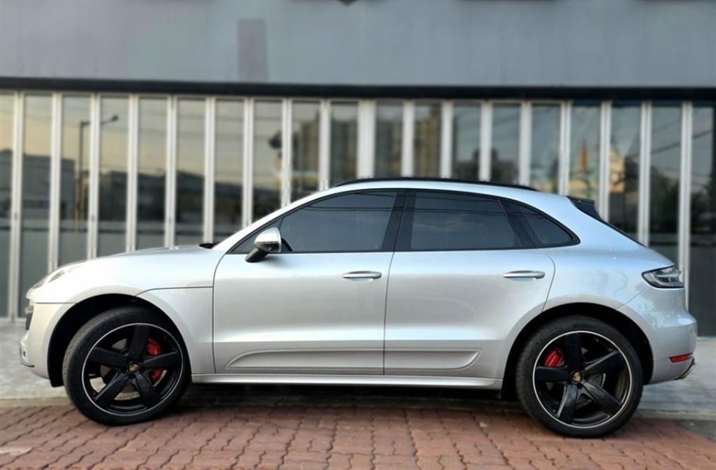 Porsche Macan - Vista 4