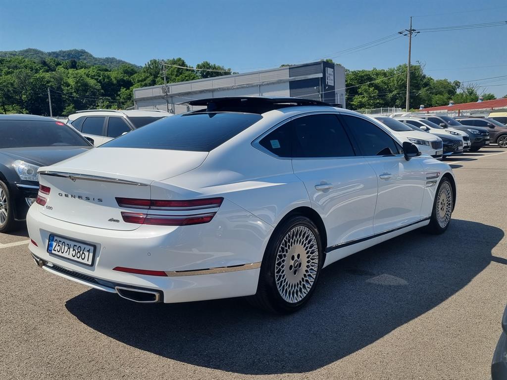 Genesis G80 - Vista 4