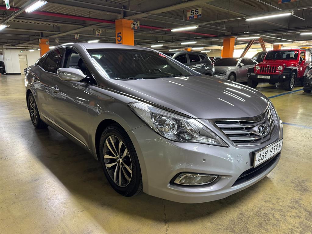 HYUNDAI Grandeur - Vista 3