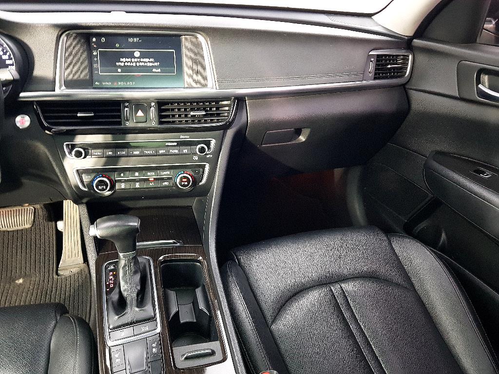 KIA K5 - Vista 10