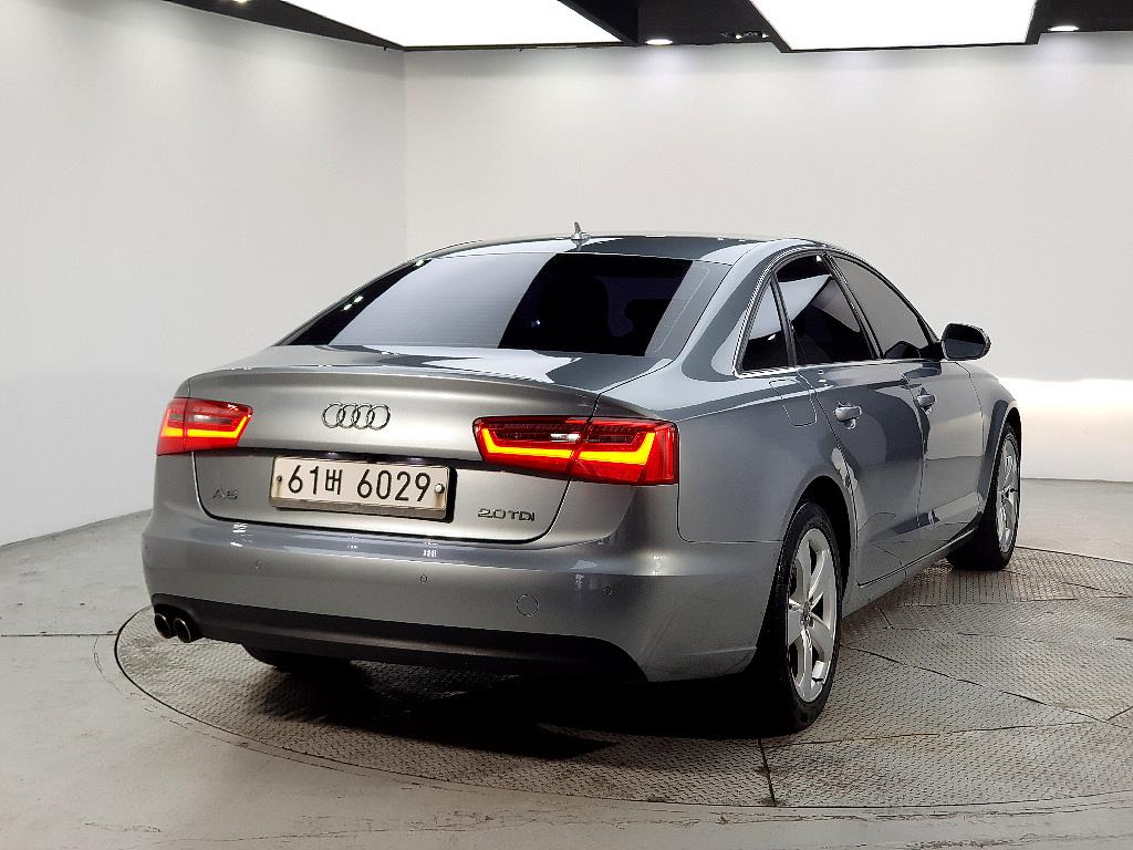 Audi A6 - Vista 4