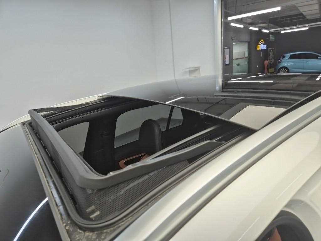 Mercedes Benz GLC Class 2024 Blanco - Importación desde Corea - HF Imports Iquique - Foto 13