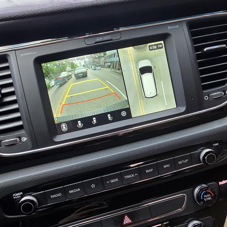 KIA Carnival - Vista 5