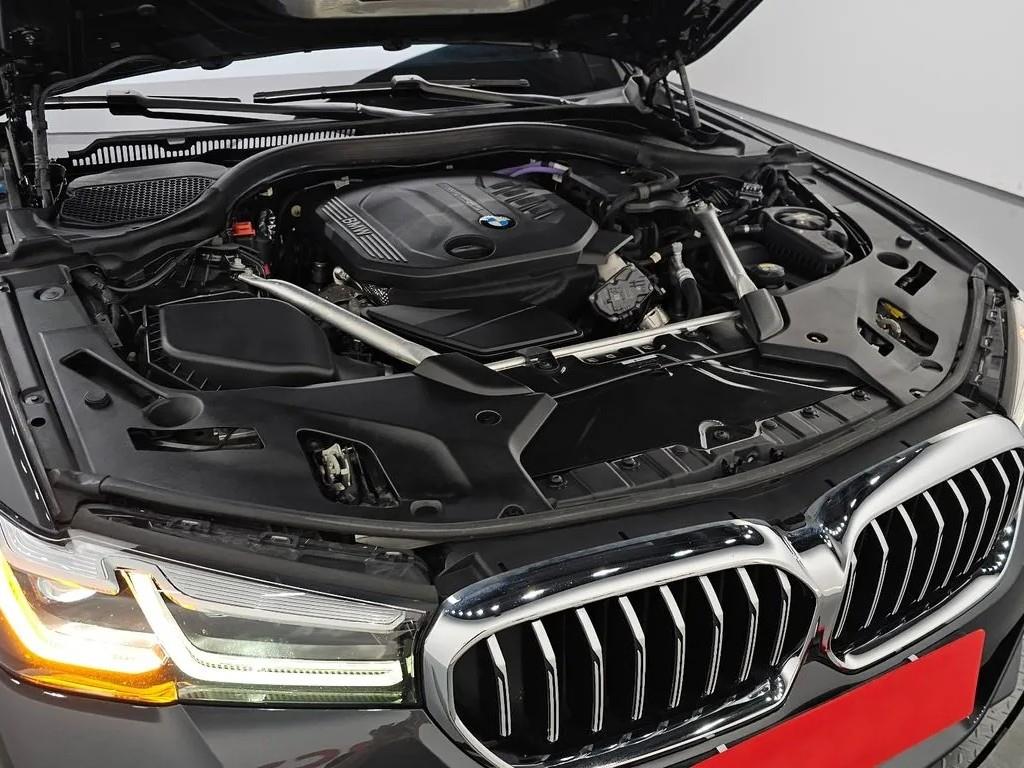 BMW 5 Series - Vista 6