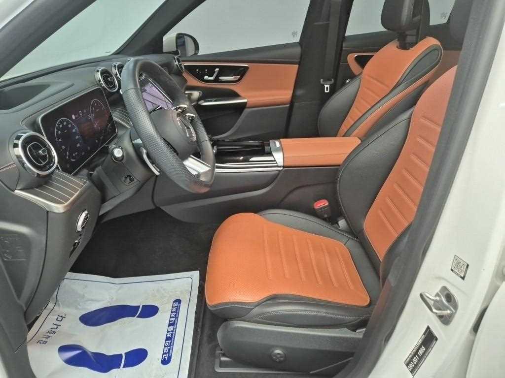 Mercedes Benz GLC Class - Vista 11