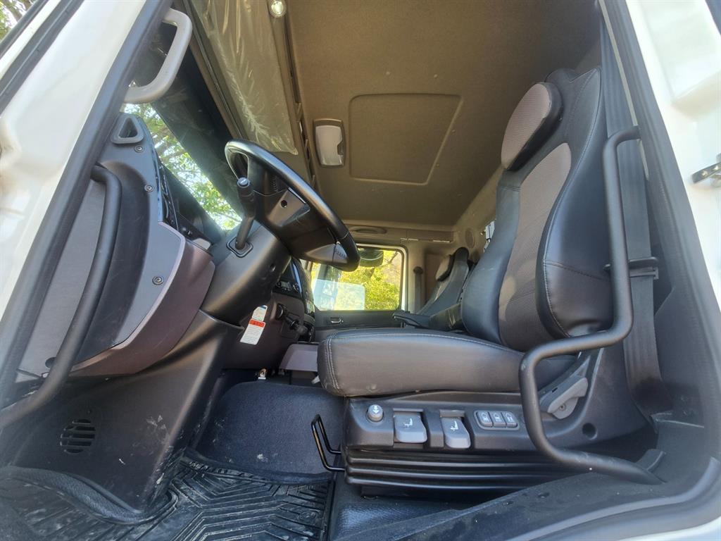 medium and large cargo Lekka - Vista 12