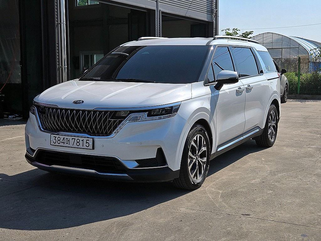 KIA Carnival - Vista 2