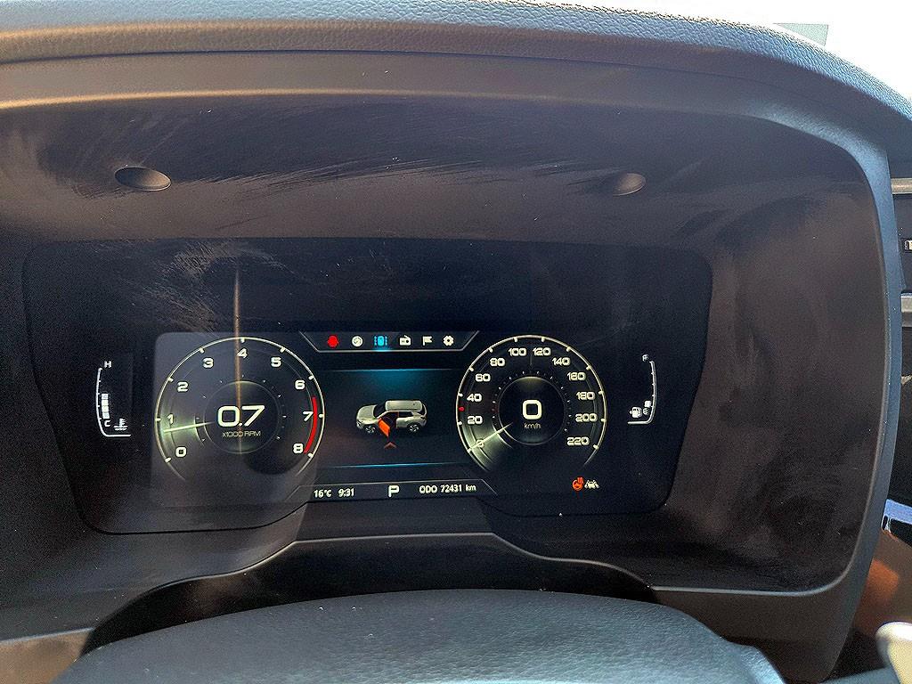 Ssangyong Korando - Vista 9