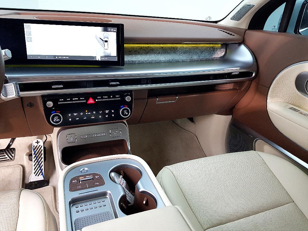 HYUNDAI IONIQ 9 - Vista 10