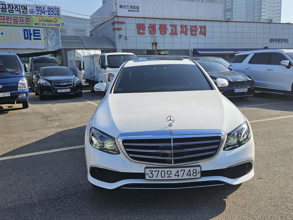 Mercedes Benz E class 2020 Blanco - Importación desde Corea - HF Imports Iquique - Foto 1