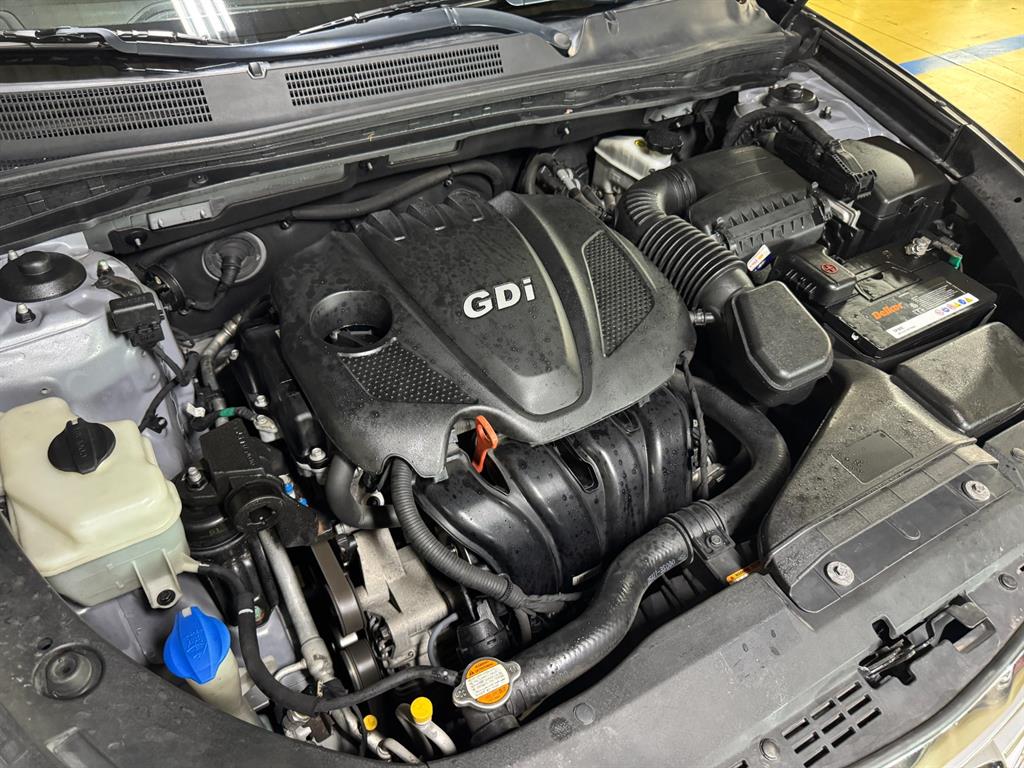 HYUNDAI Grandeur - Vista 7