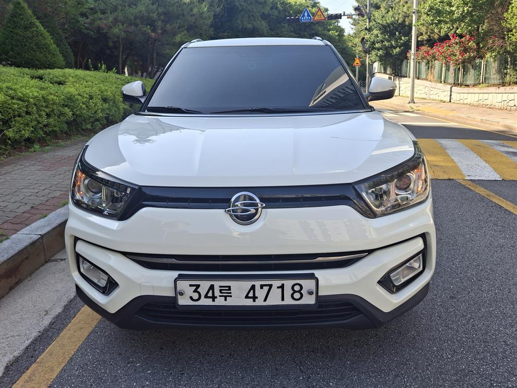 Ssangyong Tivoli 2018 Blanco - Importación desde Corea - HF Imports Iquique - Foto 1
