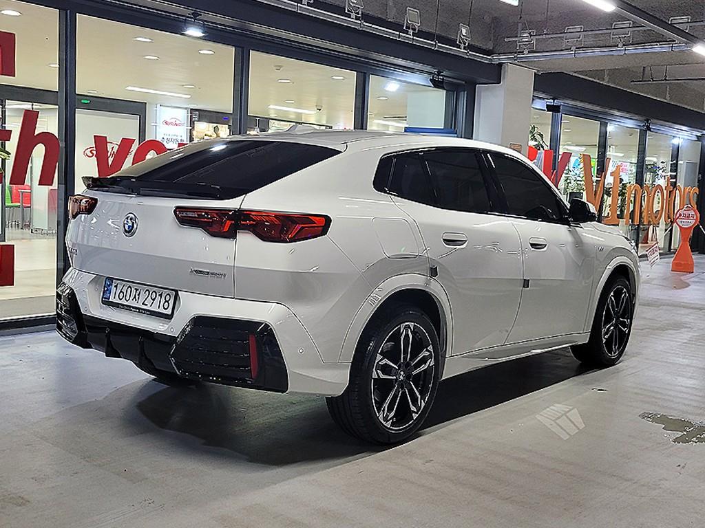 BMW X2 - Vista 4